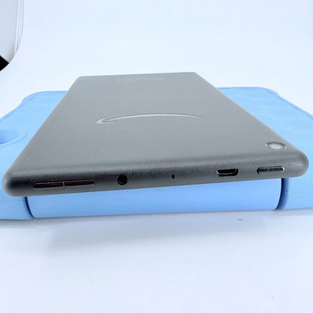 Bundle Amazon‎ Fire 7 9th Gen Tablet 16GB Black with Blue Protective Case
